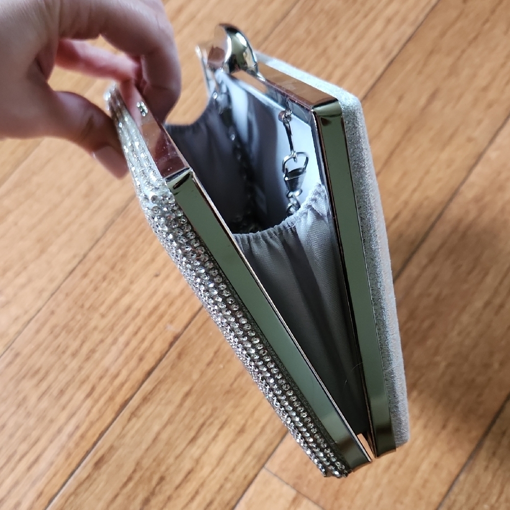 Silver Rhinestone Clutch - Picture 3 of 6